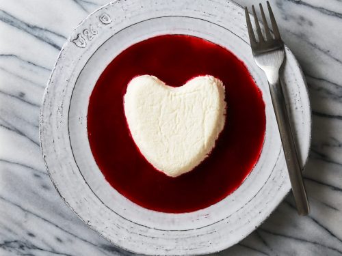 Coeur à la Crème with Grand Marnier Raspberry Sauce - Pudge Factor
