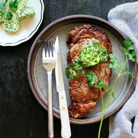 https://www.kitchenkonfidence.com/wp-content/uploads/2016/02/Reverse-Seared-Steak-with-Garlic-Herb-Butter-480x480.jpg